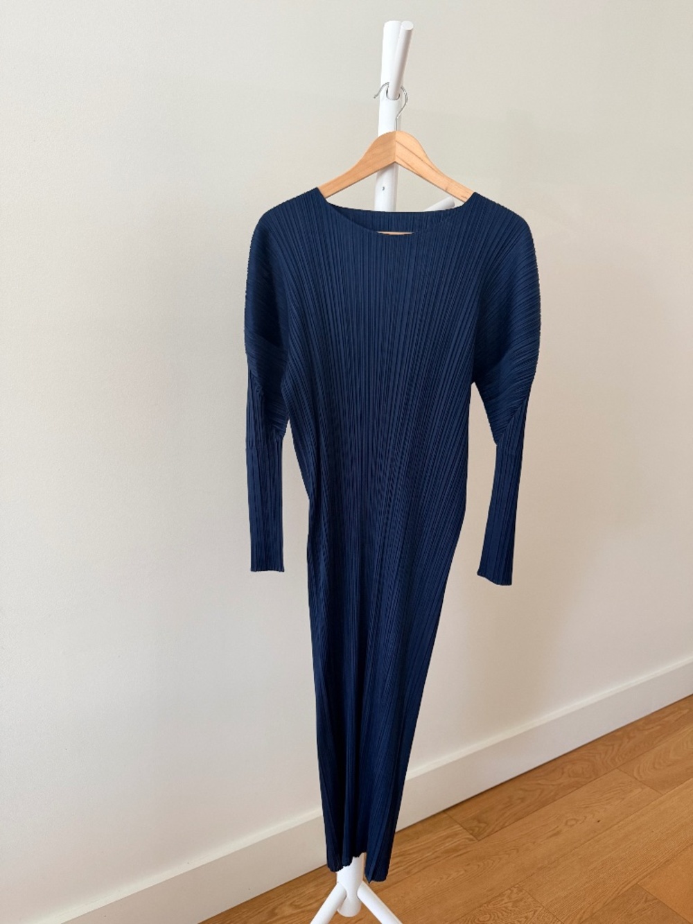 PLEATS PLEASE ISSEY MIYAKE - Navy Gusty Dress